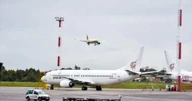 ليتوانيا تعلن الطوارئ الجوية بعد اكتشاف بالونات تهريب من بيلاروسيا تعطل مطاري العاصمة