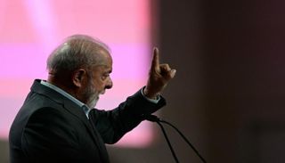 رئيس البرازيل يدعو لهزيمة إنكار المناخ وتعزيز الالتزام العالمي في “COP30”