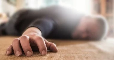 لماذا تحدث التشنجات؟ الأسباب الخفية وراء اضطراب كهرباء الدماغ