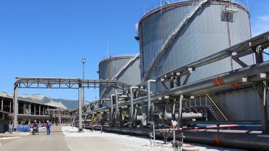 هجوم يوقف صادرات النفط من ميناء نوفوروسيسك الروسي