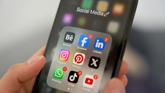 نمو مستخدمي مواقع التواصل عالميًا يقترب من 6 مليارات بحلول 2028