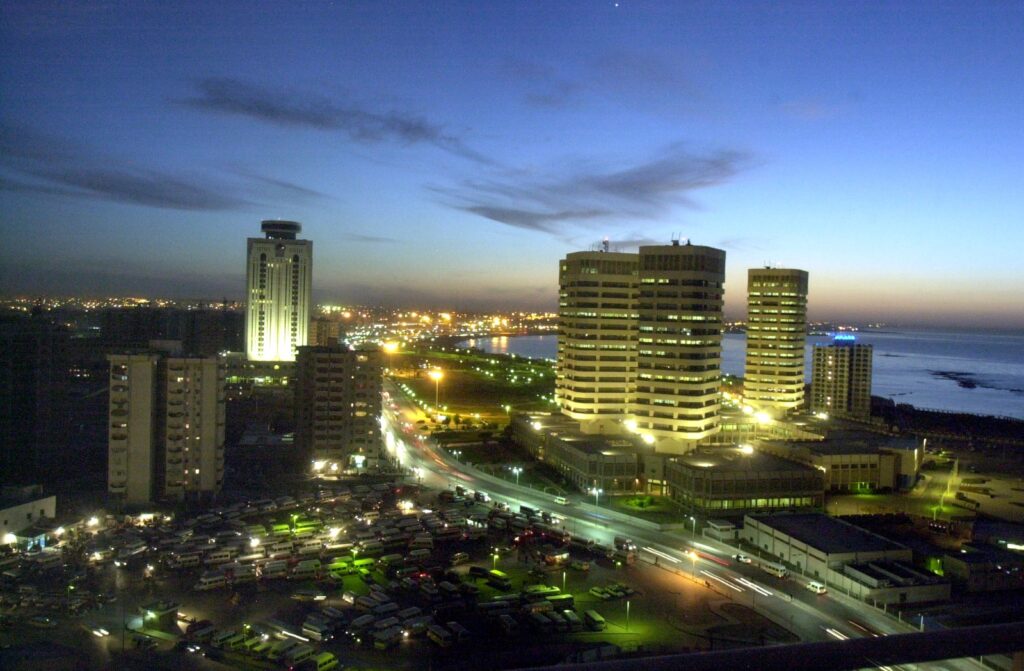 عقارات دبي تحلق إلى قمة تاريخية جديدة: 1683 درهماً للقدم المربعة