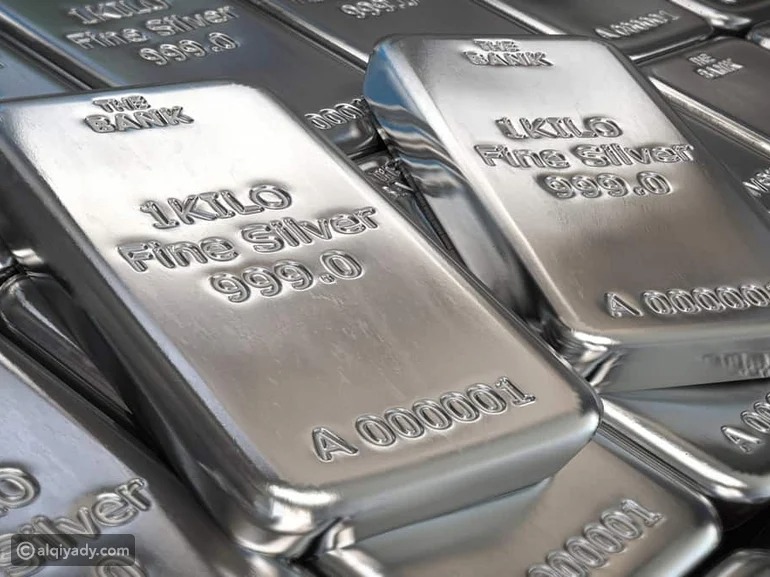 الفضة تتفوق على الذهب في 2025: الأسباب وراء القفزة التاريخية