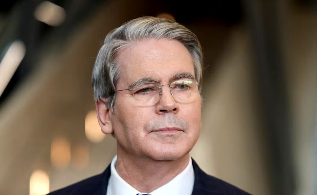 وزير الخزانة الأمريكي: لا مؤشرات على ركود اقتصادي شامل