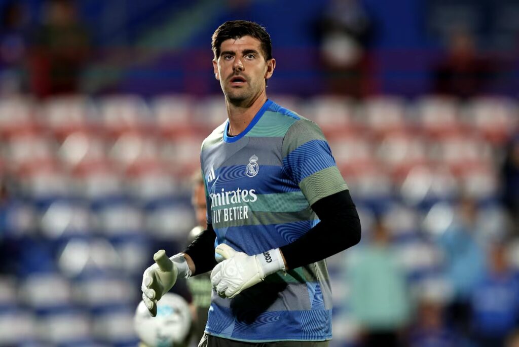 أزمات دفاع ريال مدريد تتزايد قبل مواجهة أولمبياكوس