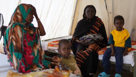 قرقاش يدعو لوقف الحرب فورًا ومحاسبة المسؤولين بالسودان