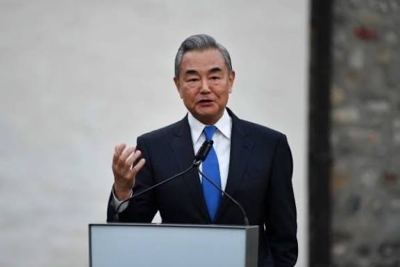 الصين تنتقد “إشارة خاطئة” من اليابان بشأن تايوان