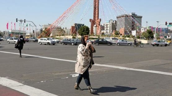 الرئيس الإيراني يدعو للاستماع لمطالب محتجّي الأوضاع المعيشية