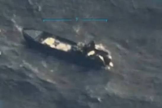 الجيش الأميركي يعلن مقتل شخص في ضربة استهدفت قارب تهريب مخدرات