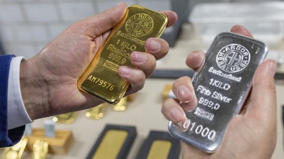 المعادن تشتعل: الذهب يتجاوز 5100 دولار والفضة تقفز بقوة