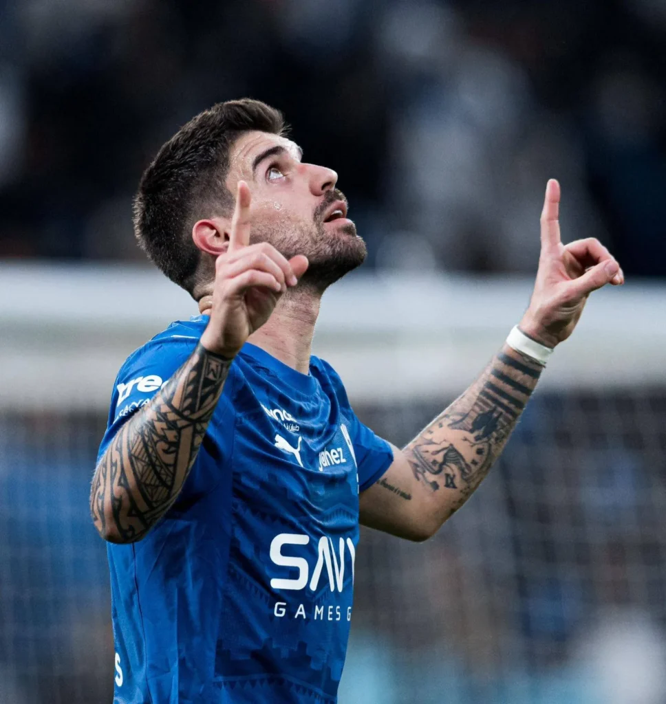 البرتغالي روبن نيفيز يقترب من تجديد عقده مع الهلال السعودي