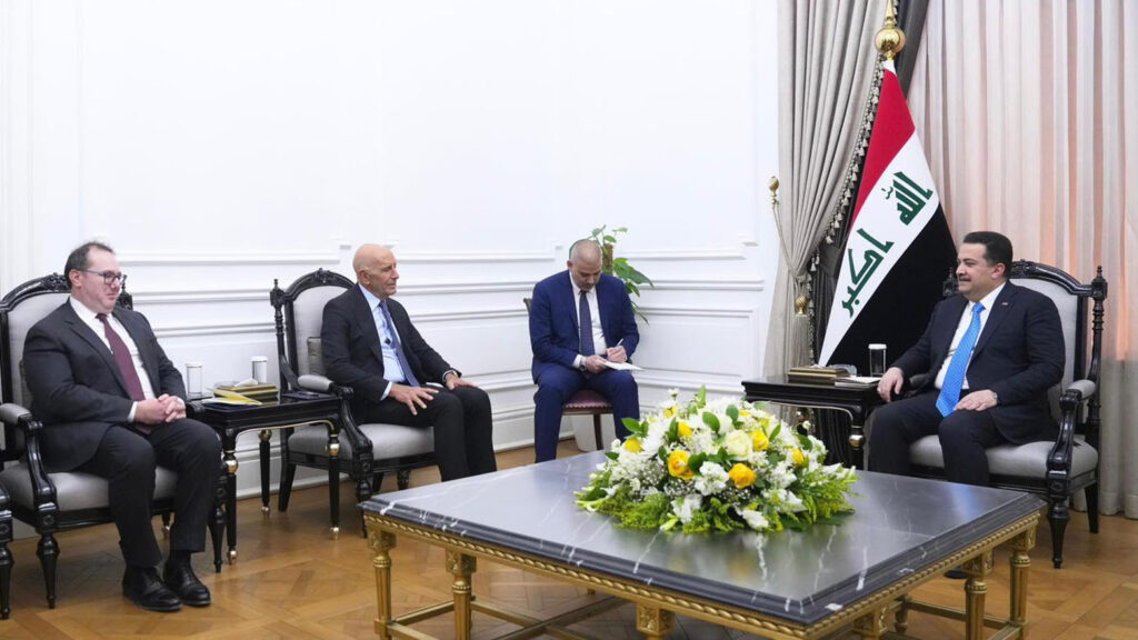 عاجل …رئاسة وزراء العراق: السوداني يبحث مع مبعوث ترامب تطورات الأوضاع في سوريا ويؤكد أهمية أمنها واستقرارها