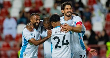 النيوم ضد ضمك.. قائد الفريق يقود التشكيلة في مواجهة بالدوري السعودي