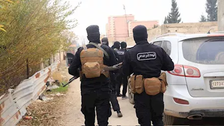 الداخلية السورية: القبض على أحد ضباط النظام السابق في ريف دمشق