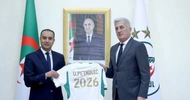 الاتحاد الجزائري يؤكد استمرار بيتكوفيتش مدرباً للمنتخب حتى كأس العالم 2026