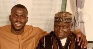 الموت يفجع قائد السنغال.. وفاة والد خاليدو كوليبالي بعد التتويج بكأس أمم أفريقيا