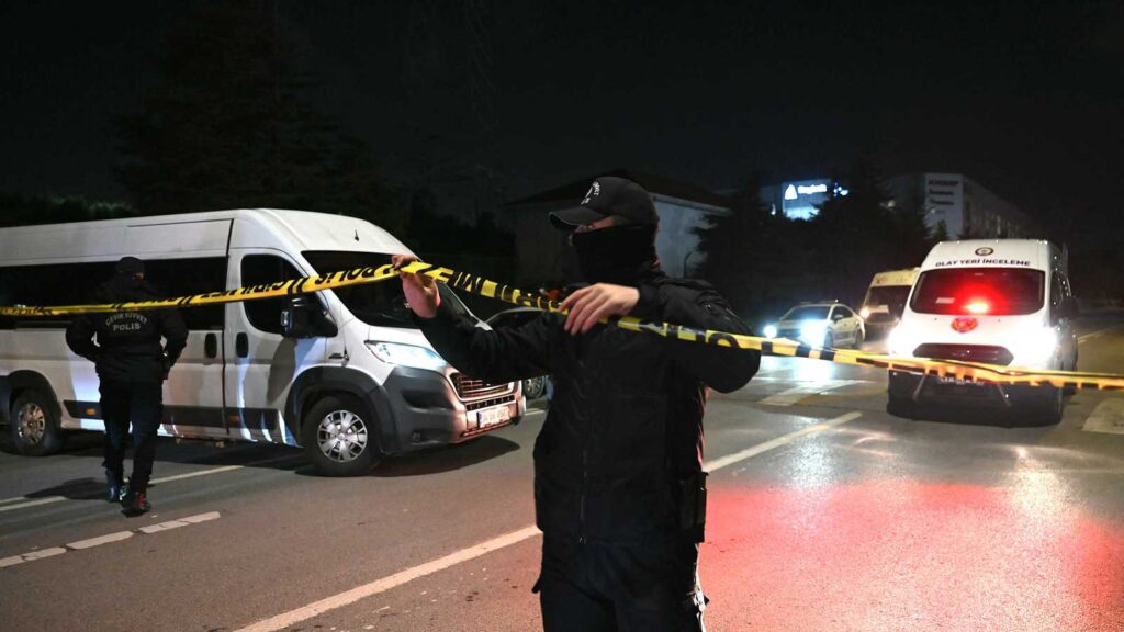 إسطنبول تشهد جريمة مروعة: قتل سيدة وقطع رأسها