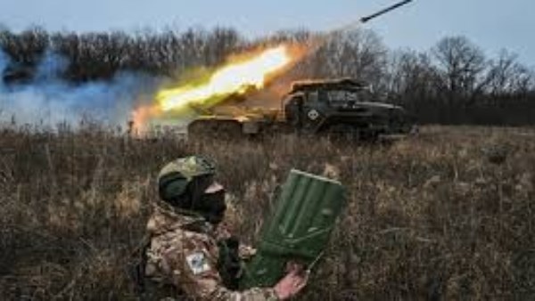 الدفاع الجوي الروسي يسقط 40 طائرة مسيرة أوكرانية خلال الليلة الماضية