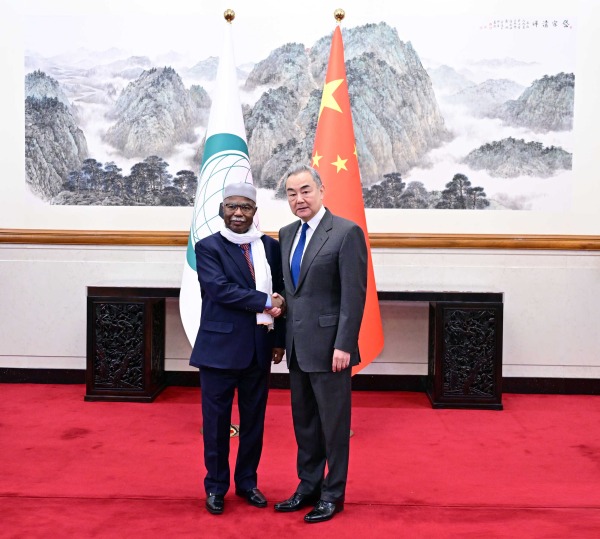 الصين: مستعدون للعمل مع الدول الإسلامية لحماية الحقوق المشروعة للدول النامية