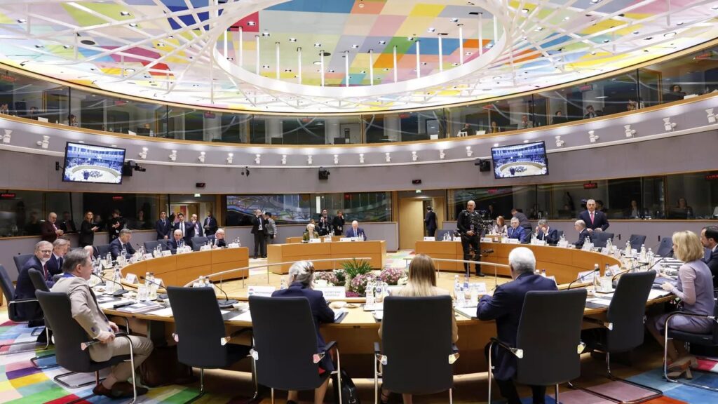 وزراء خارجية 9 دول أوروبية وكندا واليابان يدينون هدم إسرائيل لمقر «الأونروا» بالقدس