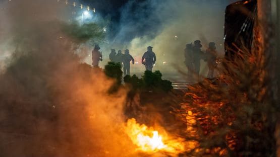 أحداث مينيابوليس ترفع خطر الإغلاق الحكومي في الولايات المتحدة