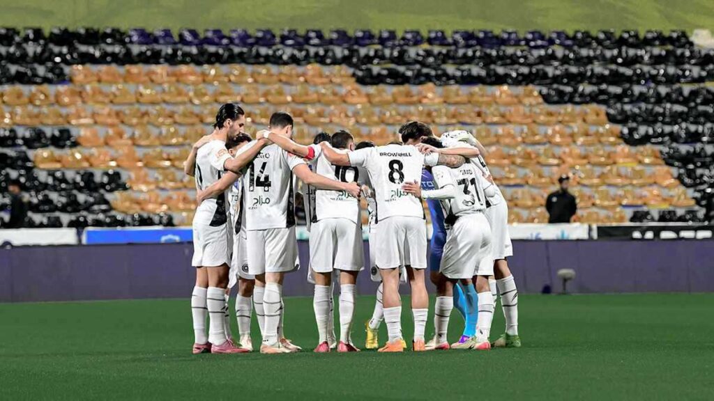 الشباب السعودي يتخذ أول قرار حاسم بعد الخسارة أمام التعاون