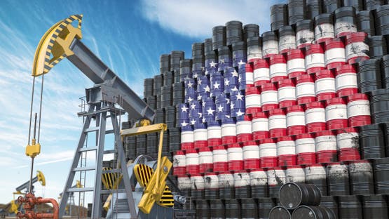 ارتفاع قوي في مخزونات النفط الأميركية مع تراجع البنزين والمقطرات