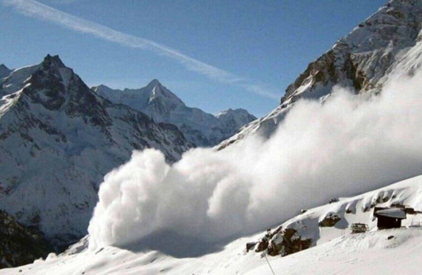 شتاء دامٍ في جبال النمسا.. 26 قتيلاً حصيلة الانهيارات الثلجية في الألب
