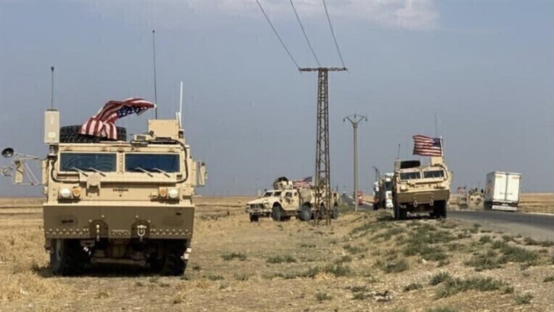القوات الأمريكية تبدأ الانسحاب من أكبر قواعدها في سوريا باتجاه العراق