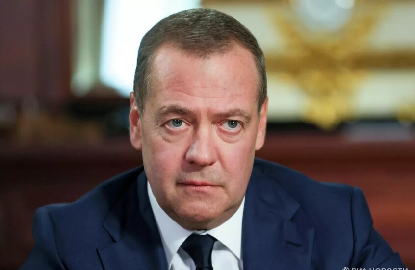 مدفيديف: اغتيال خامنئي انتهاك صارخ للقانون الدولي