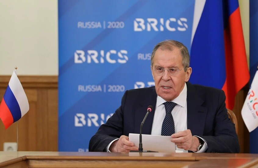 لافروف: ماكرون يعزز الترسانة النووية ويمتنع عن مفاوضات الحد من التسلح