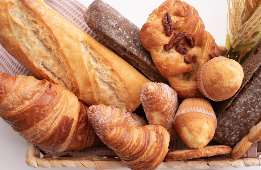 فرنسا تحذر من معدن سام في الخبز والمعجنات