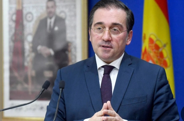 وزير خارجية إسبانيا يستدعي سفير إيران لإبلاغه رفض مدريد وإدانتها الأعمال غير المبررة لطهران ضد دول الشرق الأوسط