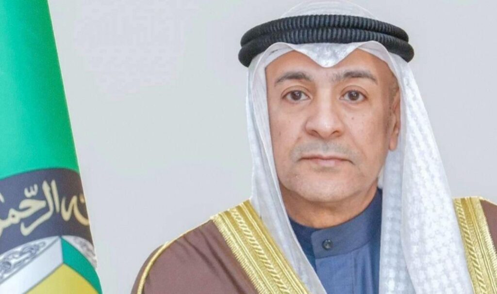 رئيس مجلس التعاون الخليجي:لا نريد الانجرار إلى حرب ونبحث عن بدائل حال استمرار إغلاق مضيق هرمز