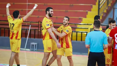 الترجي يهزم الإفريقي ويعتلي صدارة الدوري التونسي لكرة اليد