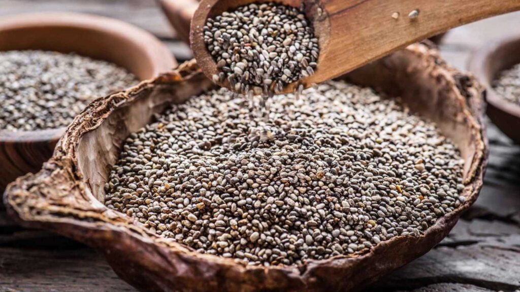 5 أطعمة لا تدمجها مع بذور الشيا