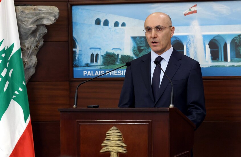 لبنان يعزز الأمن واتصالات لإعادة فتح معبر المصنع