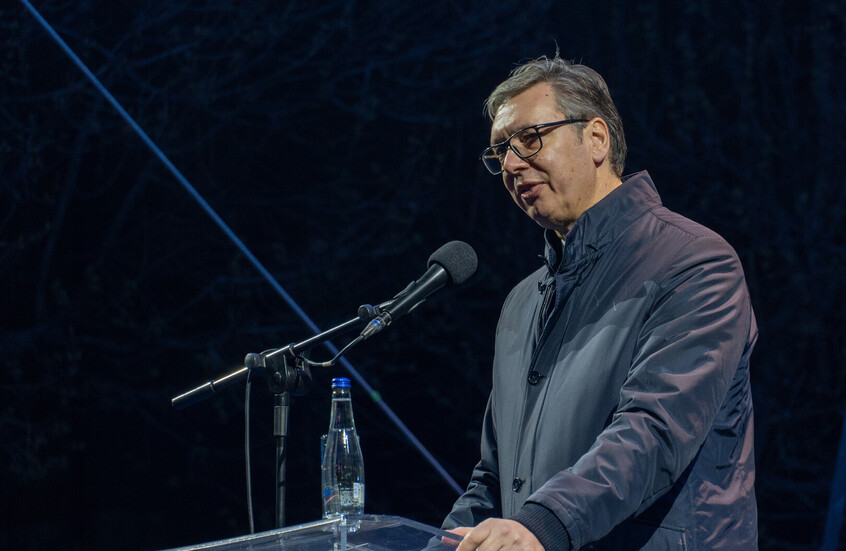 فوتشيتش يعلن إنتاج مسيّرات مشتركة مع إسرائيل