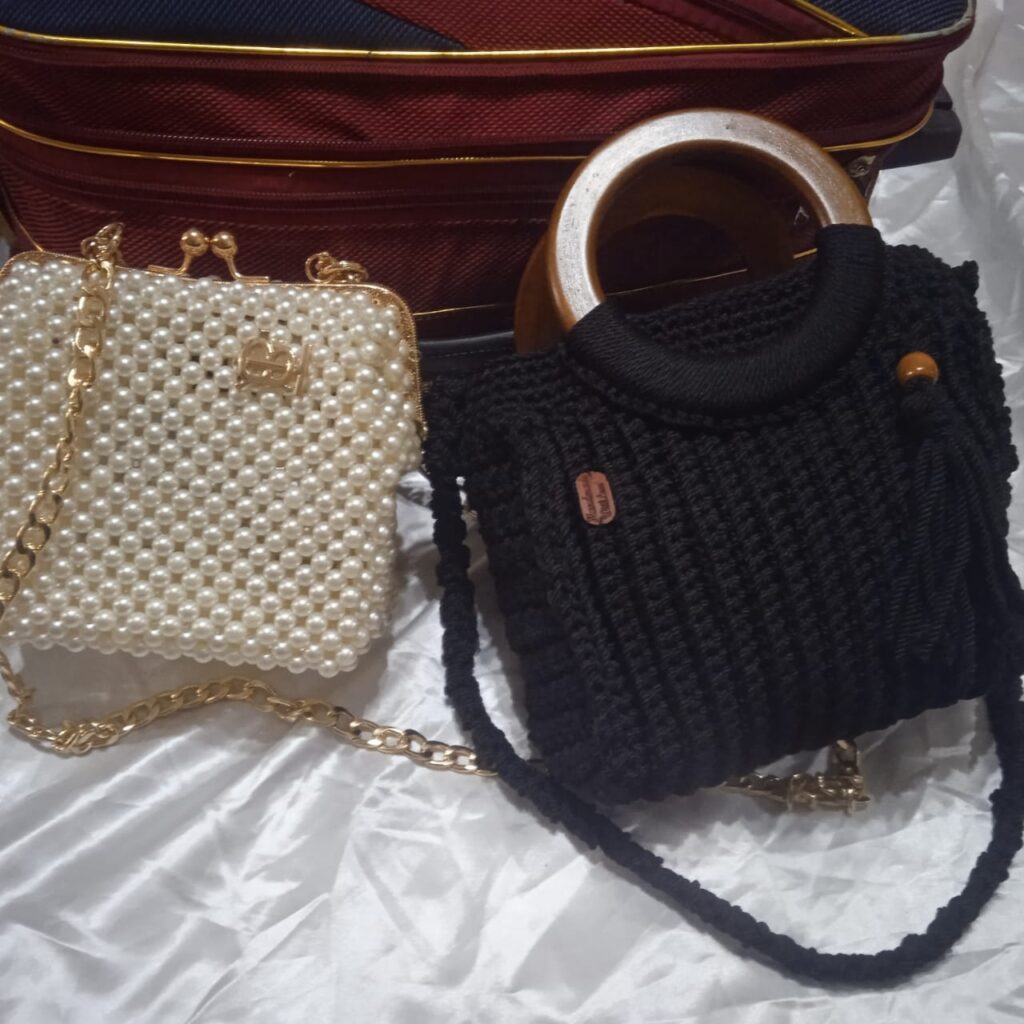 الشنط اليدوية: تتصدر موضة ربيع وصيف 2026