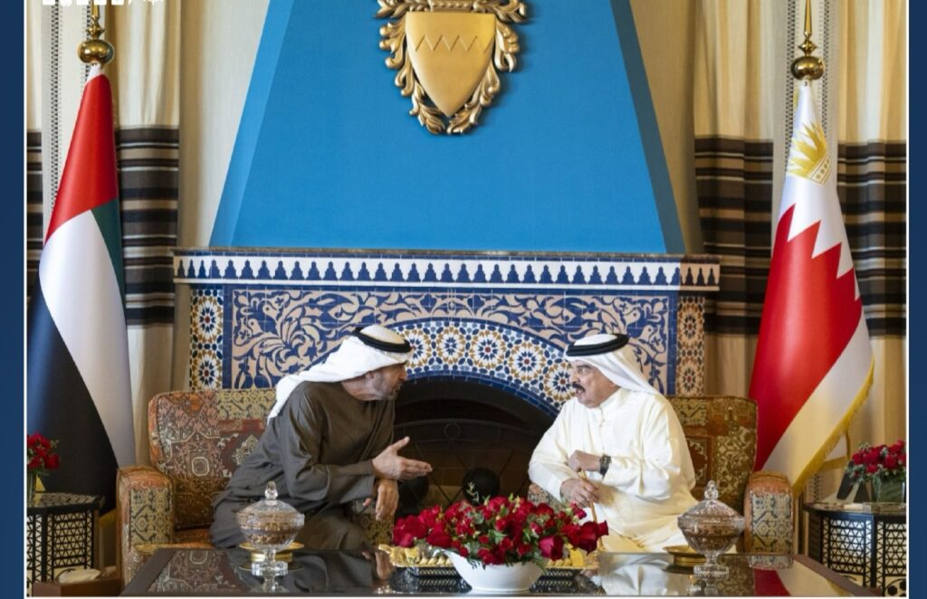 محمد بن زايد وحمد بن عيسى: يبحثان في البحرين تطورات الأوضاع والاعتداءات الإيرانية