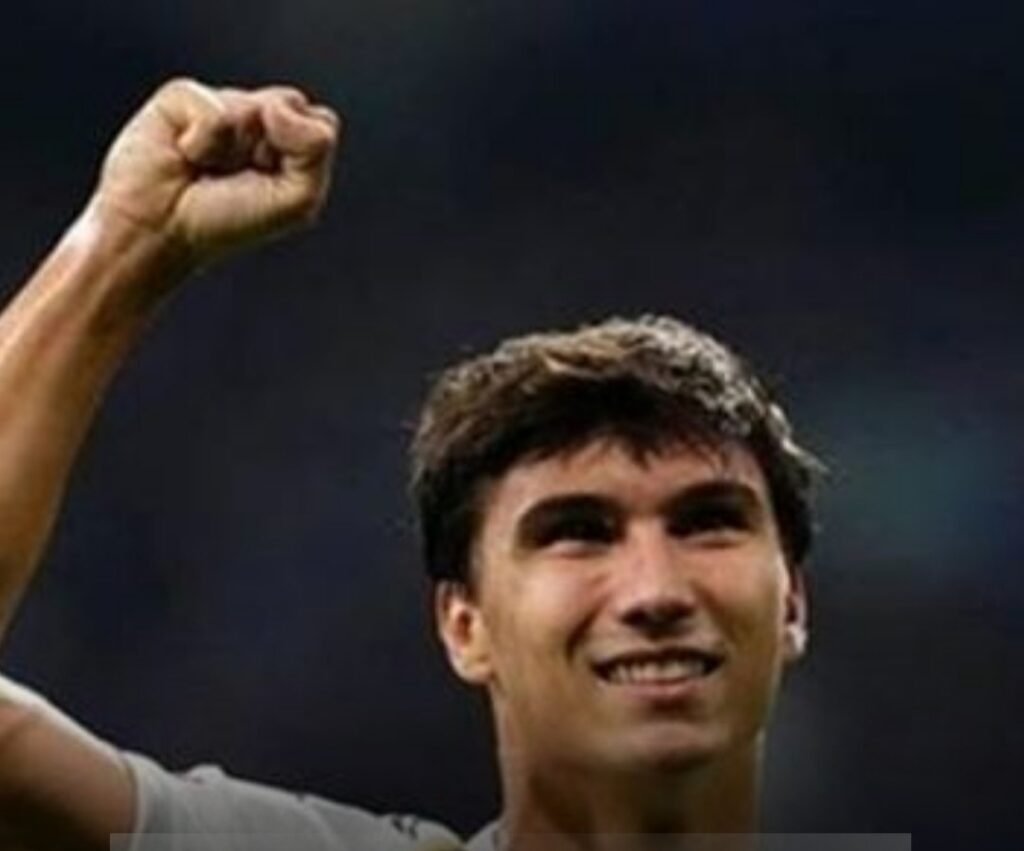 ريال مدريد: يدرس بيع غونزالو غارسيا في صيف 2026