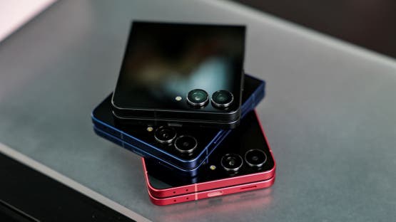 تسريبات تكشف تصميم Galaxy Z Flip 8