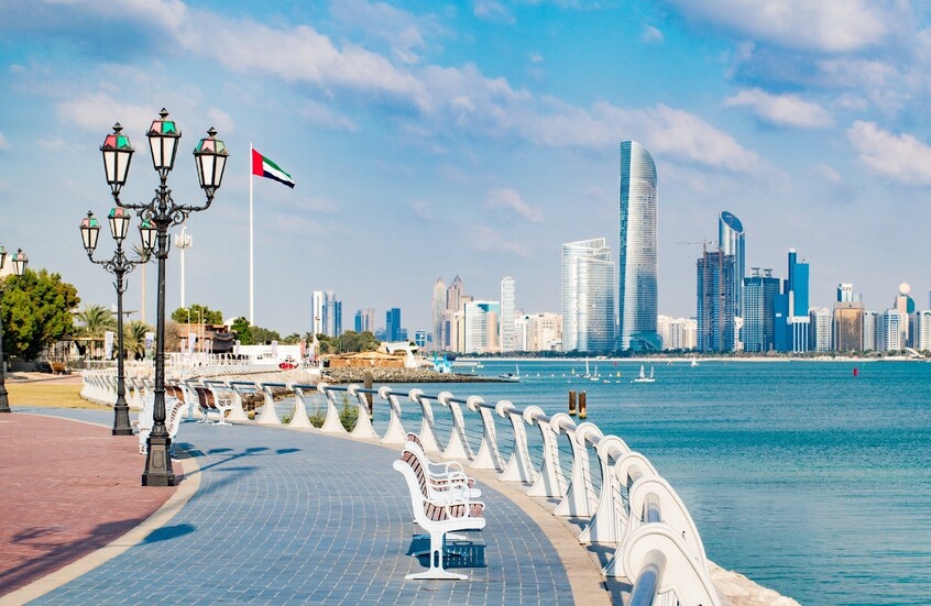 الإمارات: اعتراض مسيّرتين إيرانيتين دون إصابات