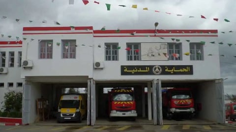 عاملان جزائريان يلقیان مصرعهما إثر سقوطهما من الطابق الـ11 في وهران