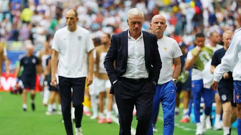 المدرب الفرنسي ديدييه ديشامب يفتح الباب أمام تدريب أحد أندية الدوري السعودي