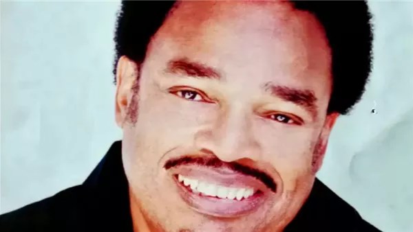 وفاة المغني الأمريكي جيم جيلستراب عن عمر ناهز 79 عامًا