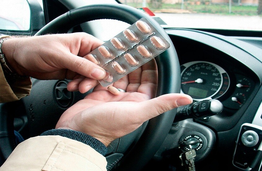 أدوية شائعة: مخاطر خفية قد تؤثر في القيادة