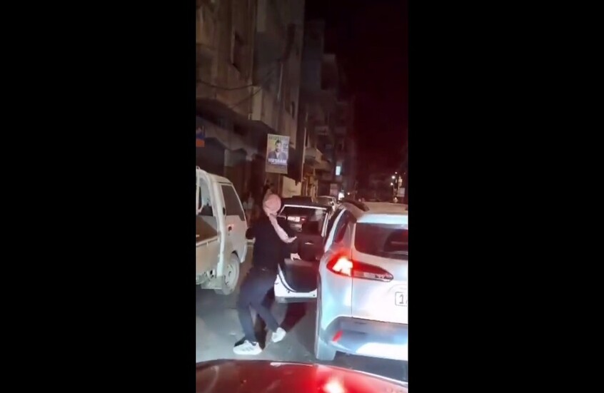 سوريا: تمزيق صور الفنان حسام جنيد في حمص بعد الإعلان عن حفله الفني