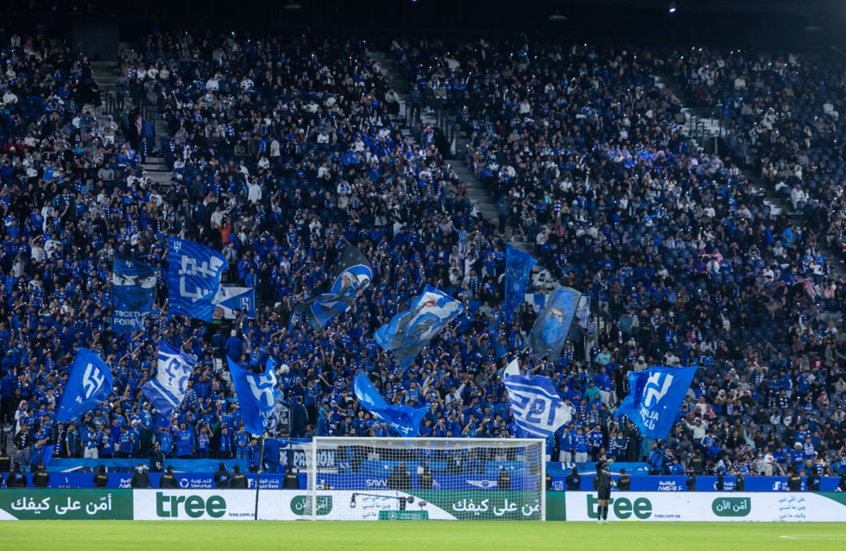 الهلال السعودي يقترب من ضم الهولندي كريسينسيو سامرفيل مقابل 80 مليون يورو