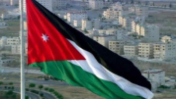 الأردن يستدعي القائم بأعمال السفارة الإيرانية ويطالب بوقف الاعتداءات فورًا
